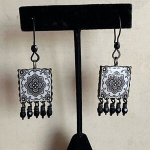 Vintage style Black White Boho Floral Drop Earrings